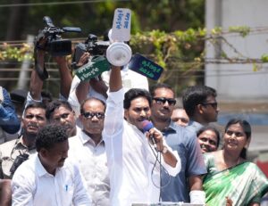 YS jagan at narasapur meeting